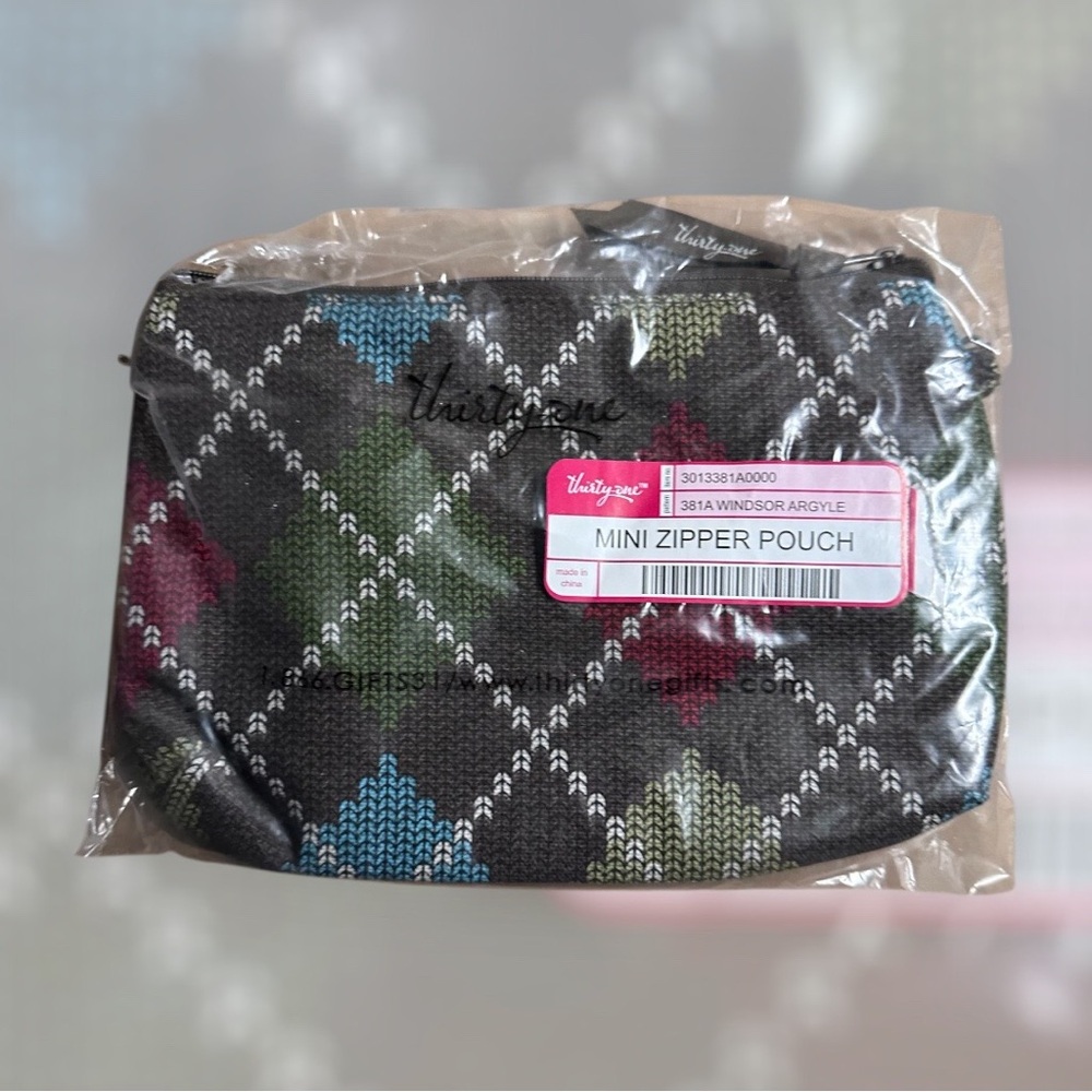 Thirty One Mini Zipper Pouch - 7-3/4”x5-3/4” Windsor Argyle